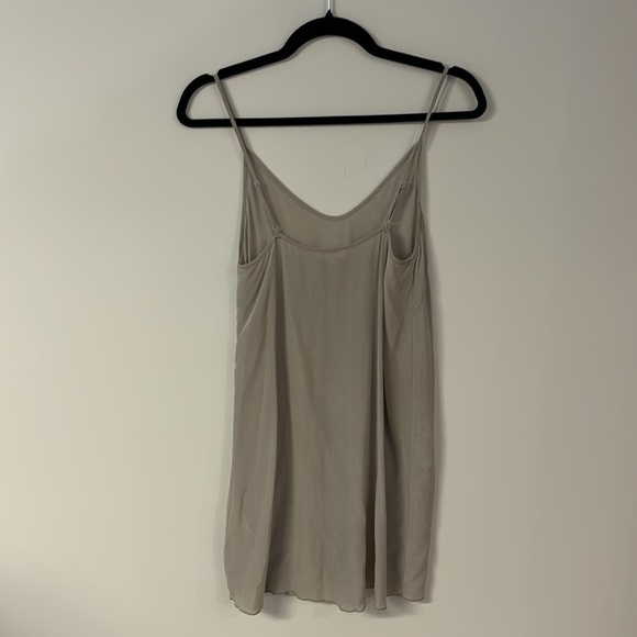 Aritizia Wilfred 100% silk chemise - Picture 9 of 10